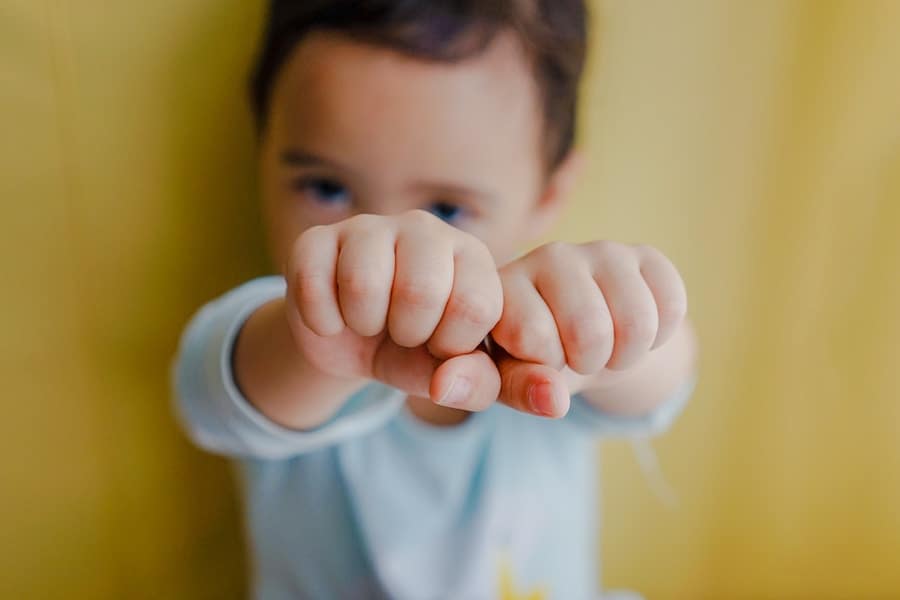 how-to-teach-your-baby-sign-language-urban-mommies